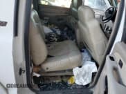 ✅ 2002 Chevrolet Suburban Z71 • VIN: 3GNFK16Z52G356496 • Лот: 61204945. Опубликован ранее на Copart с пробегом 260 121 миль. Бесплатный доступ к архиву аукционных продаж из США и подробный отчёт об истории автомобиля на DreamBid. Изображение 11.