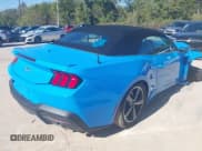 ✅ 2025 Ford Mustang EcoBoost Premium • VIN: 1FAGP8UH0S5127383 • Lot: 43577043. Listed on IAAI with 4,330 mi. Free auction sales archive from the USA and detailed vehicle history report at DreamBid. Image 4.