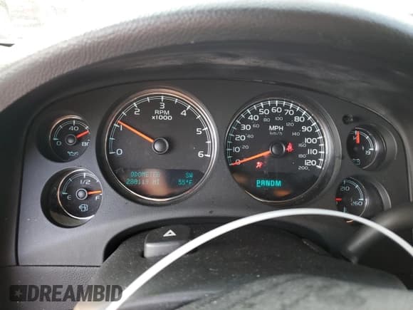 ✅ 2009 Chevrolet Suburban LTZ • VIN: 1GNFK36359J100312 • Lot: 72949924. Wystawiony na Copart z przebiegiem 280 119 mil. Bezpłatny archiwum sprzedaży aukcyjnych z USA i szczegółowy raport historii pojazdu na DreamBid. Zdjęcie 9.