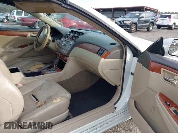 ✅ 2007 Toyota Solara SLE • VIN: 4T1FA38P07U128442 • Lot: 43716414. Wystawiony na IAAI z przebiegiem 221 706 mil. Bezpłatny archiwum sprzedaży aukcyjnych z USA i szczegółowy raport historii pojazdu na DreamBid. Zdjęcie 5.