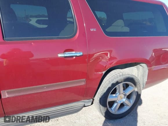 ✅ 2008 Chevrolet Suburban 1LT • VIN: 3GNFC16J78G301712 • Lot: 43631346. Listed on IAAI with 287,057 mi. Free auction sales archive from the USA and detailed vehicle history report at DreamBid. Image 6.