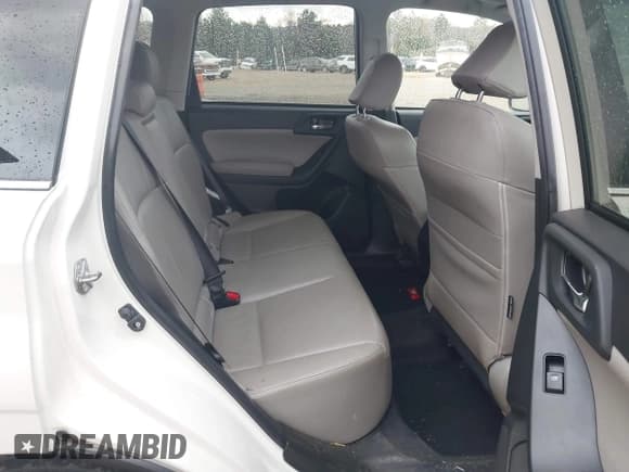 ✅ 2014 Subaru Forester Limited • VIN: JF2SJAHC9EH558076 • Lot: 43749595. Listed on IAAI with 107,738 mi. Free auction sales archive from the USA and detailed vehicle history report at DreamBid. Image 8.