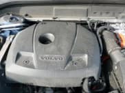 ✅ 2019 Volvo XC60 R-Design • VIN: LYVBR0DMXKB239007 • Lot: 86700584. Listed on Copart with 59,682 mi. Free auction sales archive from the USA and detailed vehicle history report at DreamBid. Image 15.