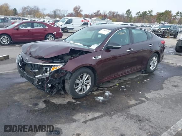 ✅ 2018 Kia Optima LX • VIN: 5XXGT4L31JG186280 • Lot: 43662121. Wystawiony na IAAI z przebiegiem 159 485 mil. Bezpłatny archiwum sprzedaży aukcyjnych z USA i szczegółowy raport historii pojazdu na DreamBid. Zdjęcie 2.