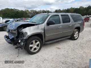 ✅ 2008 Chevrolet Suburban LT • VIN: 1GNFC16038J231941 • Lot: 76061534. Wystawiony na Copart z przebiegiem 239 562 mil. Bezpłatny archiwum sprzedaży aukcyjnych z USA i szczegółowy raport historii pojazdu na DreamBid. Zdjęcie 1.