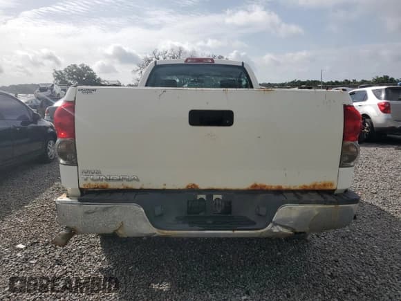 ✅ 2008 Toyota Tundra • VIN: 5TFLU52198X012445 • Lot: 60112315. Wystawiony na Copart z przebiegiem 279 953 mil. Bezpłatny archiwum sprzedaży aukcyjnych z USA i szczegółowy raport historii pojazdu na DreamBid. Zdjęcie 6.