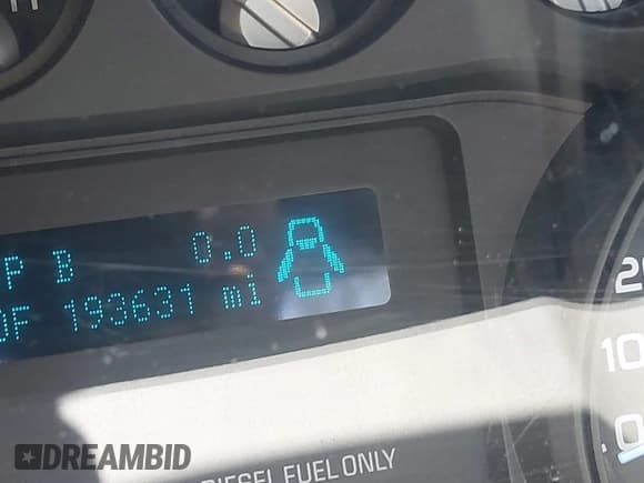 ✅ 2011 Ford F-350 • VIN: 1FDBF3BT1BEC95756 • Lot: 42065409. Wystawiony na IAAI z przebiegiem 193 631 mil. Bezpłatny archiwum sprzedaży aukcyjnych z USA i szczegółowy raport historii pojazdu na DreamBid. Zdjęcie 15.