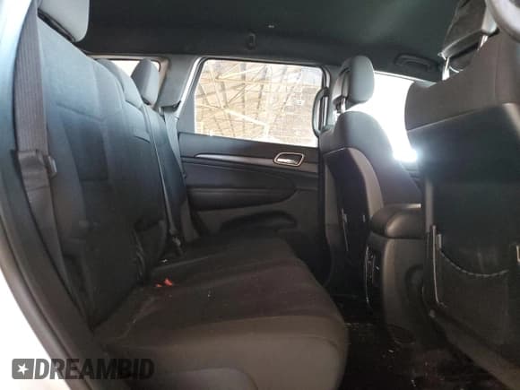 ✅ 2017 Jeep Grand Cherokee Laredo • VIN: 1C4RJEAG9HC916778 • Lot: 83976585. Listed on Copart with 51,194 mi. Free auction sales archive from the USA and detailed vehicle history report at DreamBid. Image 10.