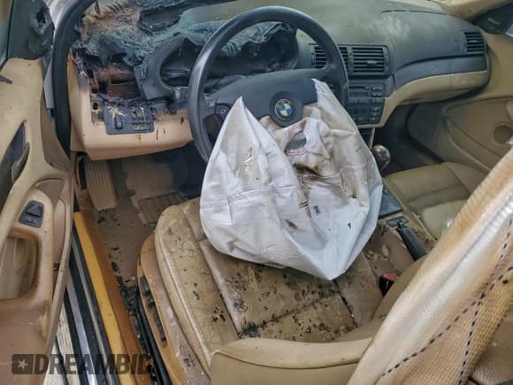 ✅ 2003 BMW 3 Series 330xi • VIN: WBAEW53423PG23034 • Lot: 94407375. Listed on Copart with Not provided. Free auction sales archive from the USA and detailed vehicle history report at DreamBid. Image 8.