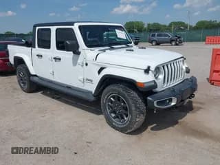 ✅ 2020 Jeep Gladiator Overland • VIN: 1C6HJTFG1LL131728 • Lot: 42463078. Wystawiony na IAAI z przebiegiem 112 487 mil. Bezpłatny archiwum sprzedaży aukcyjnych z USA i szczegółowy raport historii pojazdu na DreamBid. Zdjęcie 1.