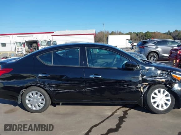 ✅ 2019 Nissan Versa SV • VIN: 3N1CN7AP0KL817030 • Lot: 43784736. Listed on IAAI with 53,210 mi. Free auction sales archive from the USA and detailed vehicle history report at DreamBid. Image 13.