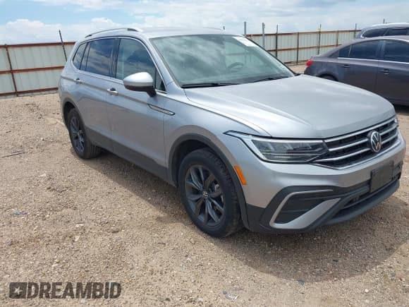 ✅ 2023 Volkswagen Tiguan SE • VIN: 3VV3B7AX3PM054087 • Lot: 42851841. Listed on IAAI with 42,381 mi. Free auction sales archive from the USA and detailed vehicle history report at DreamBid. Image 1.