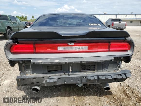 ✅ 2013 Dodge Challenger SXT Plus • VIN: 2C3CDYAG8DH724987 • Lot: 74142464. Listed on Copart with 183,948 mi. Free auction sales archive from the USA and detailed vehicle history report at DreamBid. Image 6.