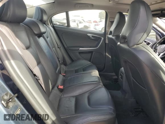 ✅ 2013 Volvo S60 T5 Premier • VIN: YV1612FS9D1217892 • Lot: 92730235. Wystawiony na Copart z przebiegiem 91 457 mil. Bezpłatny archiwum sprzedaży aukcyjnych z USA i szczegółowy raport historii pojazdu na DreamBid. Zdjęcie 10.