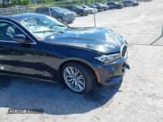 ✅ 2024 BMW 3 Series 330i • VIN: 3MW69FF05R8E88324 • Lot: 42914324. Listed on IAAI with 13,767 mi. Free auction sales archive from the USA and detailed vehicle history report at DreamBid. Image 20.