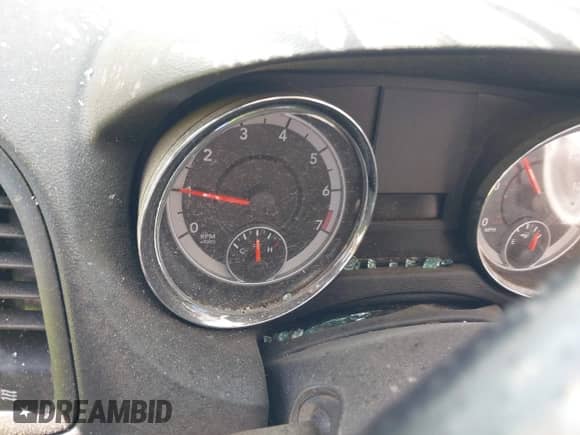 2012 Dodge Grand Caravan SXT z VIN 2C4RDGCG8CR184451, wystawiony jako IAAI lot #43220494 z przebiegiem Nie podano mil oraz . Historia ofert i sprzedaży dostępna na DreamBid. Obrazek 7.