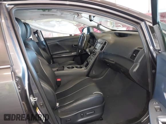 ✅ 2015 Toyota Venza XLE • VIN: 4T3BK3BB0FU112675 • Lot: 43389001. Listed on IAAI with 85,696 mi. Free auction sales archive from the USA and detailed vehicle history report at DreamBid. Image 5.