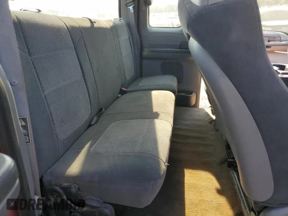 ✅ 2002 Ford F-350 XL • VIN: 1FTWX33F42EA18109 • Лот: 69504424. Опубликован ранее на Copart с пробегом 287 258 миль. Бесплатный доступ к архиву аукционных продаж из США и подробный отчёт об истории автомобиля на DreamBid. Изображение 11.