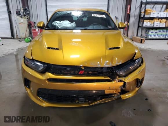 2024 Dodge Hornet R/T z VIN ZACPDFCW4R3A12088, wystawiony jako Copart lot #52515655 z przebiegiem 21 696 mil mil oraz Szkoda całkowita • Salvage title. Historia ofert i sprzedaży dostępna na DreamBid. Obrazek 5.