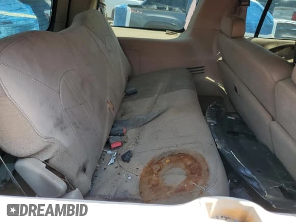 ✅ 1999 Ford Expedition XLT • VIN: 1FMRU17L8XLA49372 • Lot: 55071559. Listed on Copart with Not provided. Free auction sales archive from the USA and detailed vehicle history report at DreamBid. Image 11.