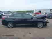 2018 Hyundai Sonata SE z VIN 5NPE24AF2JH605216, wystawiony jako IAAI lot #43330017 z przebiegiem 53 541 mil mil oraz . Historia ofert i sprzedaży dostępna na DreamBid. Obrazek 14.