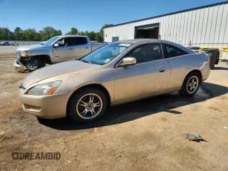 ✅ 2003 Honda Accord EX • VIN: 1HGCM82633A017778 • Лот: 86250155. Опубликован ранее на Copart с пробегом 281 271 миль. Бесплатный доступ к архиву аукционных продаж из США и подробный отчёт об истории автомобиля на DreamBid. Изображение 1.