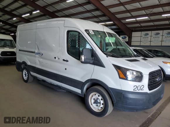 ✅ 2019 Ford Transit • VIN: 1FTYE2CM7KKB51374 • Lot: 68733935. Listed on Copart with 97,811 mi. Free auction sales archive from the USA and detailed vehicle history report at DreamBid. Image 4.