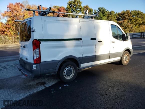 ✅ 2015 Ford Transit Cargo • VIN: 1FTYE1ZM3FKA92234 • Lot: 84542345. Listed on Copart with 135,753 mi. Free auction sales archive from the USA and detailed vehicle history report at DreamBid. Image 3.