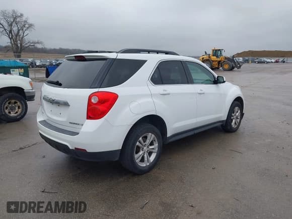 ✅ 2015 Chevrolet Equinox LT • VIN: 2GNFLFEKXF6372161 • Lot: 43703138. Wystawiony na IAAI z przebiegiem 169 277 mil. Bezpłatny archiwum sprzedaży aukcyjnych z USA i szczegółowy raport historii pojazdu na DreamBid. Zdjęcie 4.