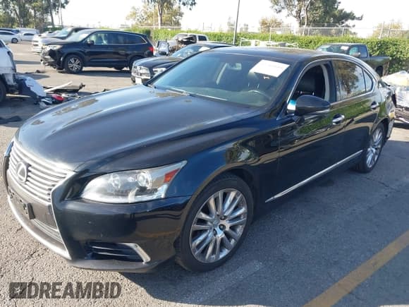 ✅ 2014 Lexus LS 460 • VIN: JTHBL5EF2E5131000 • Лот: 43588840. Опубликован ранее на IAAI с пробегом 182 970 миль. Бесплатный доступ к архиву аукционных продаж из США и подробный отчёт об истории автомобиля на DreamBid. Изображение 18.