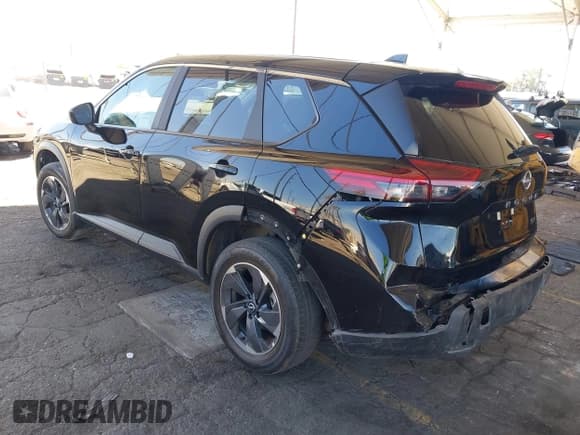 ✅ 2024 Nissan Rogue SV • VIN: 5N1BT3BA3RC759580 • Lot: 43165945. Listed on IAAI with 22,129 mi. Free auction sales archive from the USA and detailed vehicle history report at DreamBid. Image 3.