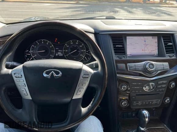 ✅ 2016 Infiniti QX80 • VIN: JN8AZ2NE0G9122930 • Лот: 44033605. Опубликован ранее на Copart с пробегом 181 890 миль. Бесплатный доступ к архиву аукционных продаж из США и подробный отчёт об истории автомобиля на DreamBid. Изображение 7.