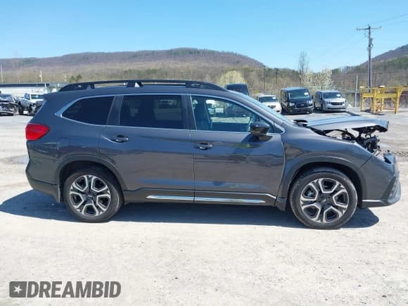 ✅ 2024 Subaru Ascent Limited • VIN: 4S4WMAUD8R3402275 • Lot: 42032021. Listed on IAAI with 25,212 mi. Free auction sales archive from the USA and detailed vehicle history report at DreamBid. Image 14.