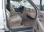 ✅ 2004 Chevrolet Suburban LT • VIN: 1GNFK16T04J251796 • Лот: 41691891. Опубликован ранее на IAAI с пробегом 237 489 миль. Бесплатный доступ к архиву аукционных продаж из США и подробный отчёт об истории автомобиля на DreamBid. Изображение 5.