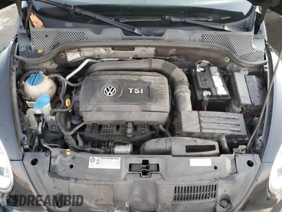 ✅ 2015 Volkswagen Beetle 1.8T • VIN: 3VW517ATXFM818147 • Lot: 85938534. Listed on Copart with 132,860 mi. Free auction sales archive from the USA and detailed vehicle history report at DreamBid. Image 11.