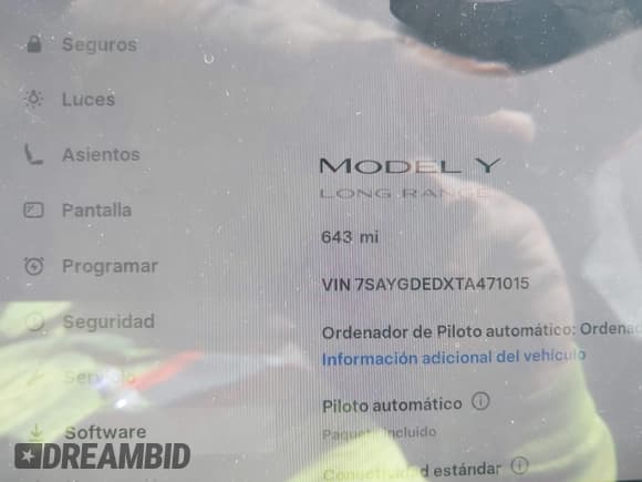 ✅ 2026 Tesla Model Y Long Range • VIN: 7SAYGDEDXTA471015 • Lot: 43515582. Listed on IAAI with 643 mi. Free auction sales archive from the USA and detailed vehicle history report at DreamBid. Image 7.