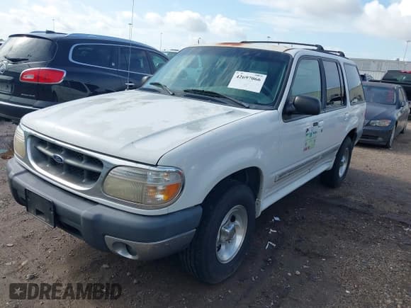 ✅ 1999 Ford Explorer XLT • VIN: 1FMZU32E9XZB70428 • Лот: 42697066. Опубликован ранее на IAAI с пробегом 183 745 миль. Бесплатный доступ к архиву аукционных продаж из США и подробный отчёт об истории автомобиля на DreamBid. Изображение 2.