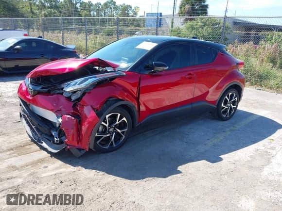 ✅ 2020 Toyota C-HR XLE • VIN: JTNKHMBX0L1087461 • Лот: 43514056. Опубликован ранее на IAAI с пробегом 64 335 миль. Бесплатный доступ к архиву аукционных продаж из США и подробный отчёт об истории автомобиля на DreamBid. Изображение 2.