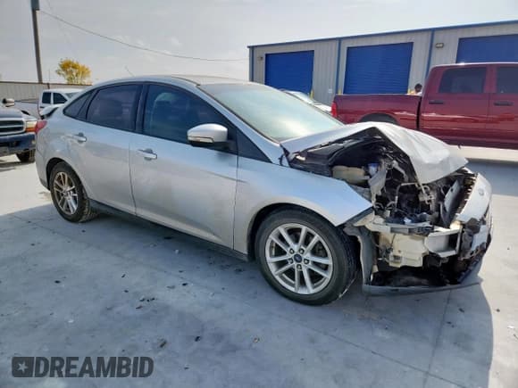 ✅ 2016 Ford Focus SE • VIN: 1FADP3F29GL202860 • Лот: 93662105. Опубликован ранее на Copart с пробегом 127 641 миль. Бесплатный доступ к архиву аукционных продаж из США и подробный отчёт об истории автомобиля на DreamBid. Изображение 4.