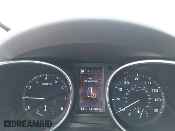 ✅ 2017 Hyundai Santa Fe SE • VIN: KM8SN4HF0HU170174 • Лот: 43529958. Опубликован ранее на IAAI с пробегом 131 662 миль. Бесплатный доступ к архиву аукционных продаж из США и подробный отчёт об истории автомобиля на DreamBid. Изображение 15.