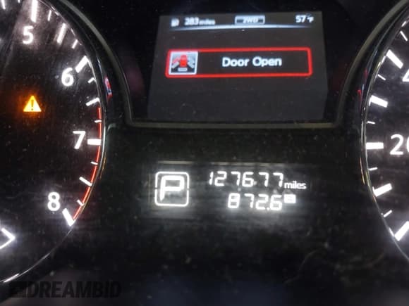 ✅ 2014 Nissan Pathfinder Platinum • VIN: 5N1AR2MM3EC621401 • Lot: 43544288. Listed on IAAI with 127,677 mi. Free auction sales archive from the USA and detailed vehicle history report at DreamBid. Image 16.