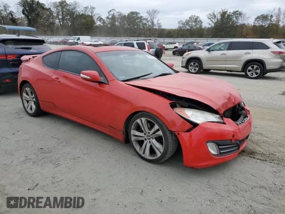 2010 Hyundai Genesis Coupe Grand Touring z VIN KMHHU6KH6AU019204, wystawiony jako Copart lot #78815124 z przebiegiem Nie podano mil oraz Szkoda całkowita • Salvage title. Historia ofert i sprzedaży dostępna na DreamBid. Obrazek 4.