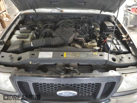 ✅ 2005 Ford Ranger XLT • VIN: 1FTZR45E55PA05542 • Lot: 93218425. Wystawiony na Copart z przebiegiem Nie podano. Bezpłatny archiwum sprzedaży aukcyjnych z USA i szczegółowy raport historii pojazdu na DreamBid. Zdjęcie 11.