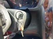 ✅ 2011 Cadillac DTS Premium Collection • VIN: 1G6KH5E68BU104696 • Lot: 43313726. Wystawiony na IAAI z przebiegiem 218 128 mil. Bezpłatny archiwum sprzedaży aukcyjnych z USA i szczegółowy raport historii pojazdu na DreamBid. Zdjęcie 11.