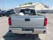 2015 Chevrolet Silverado 1500 LS z VIN 1GCRCPEC8FZ361877, wystawiony jako IAAI lot #42781995 z przebiegiem 278 898 mil mil oraz . Historia ofert i sprzedaży dostępna na DreamBid. Obrazek 17.