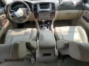 ✅ 2006 Toyota Land Cruiser • VIN: JTEHT05J762080482 • Lot: 59165255. Wystawiony na Copart z przebiegiem 189 871 mil. Bezpłatny archiwum sprzedaży aukcyjnych z USA i szczegółowy raport historii pojazdu na DreamBid. Zdjęcie 8.