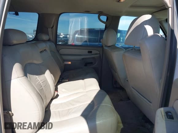 ✅ 2001 Chevrolet Suburban LS • VIN: 3GNEC16TX1G273973 • Лот: 42828504. Опубликован ранее на IAAI с пробегом 419 563 миль. Бесплатный доступ к архиву аукционных продаж из США и подробный отчёт об истории автомобиля на DreamBid. Изображение 8.