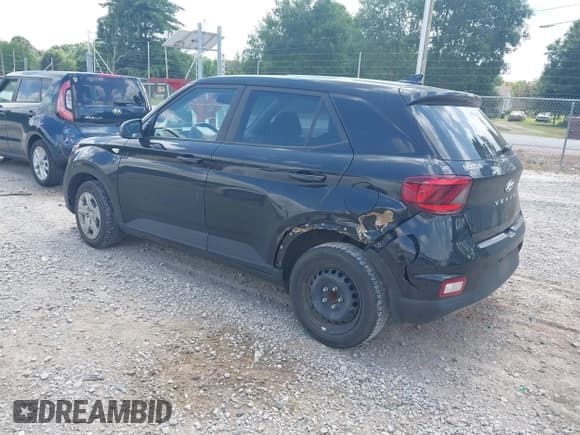 ✅ 2020 Hyundai Venue SE • VIN: KMHRB8A38LU018621 • Lot: 42391389. Listed on IAAI with 79,834 mi. Free auction sales archive from the USA and detailed vehicle history report at DreamBid. Image 3.