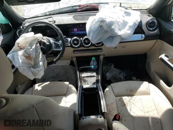 ✅ 2025 Mercedes-Benz GLB 250 • VIN: W1N4M4HBXSW382162 • Лот: 56048415. Опубликован ранее на Copart с пробегом 5 788 миль. Бесплатный доступ к архиву аукционных продаж из США и подробный отчёт об истории автомобиля на DreamBid. Изображение 8.