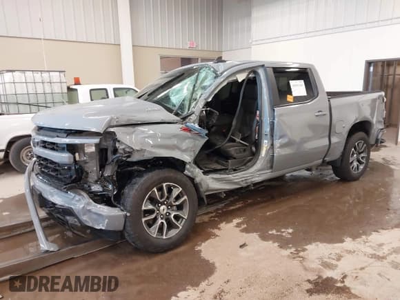 ✅ 2024 Chevrolet Silverado 1500 RST • VIN: 1GCUDEE87RZ303187 • Lot: 40988160. Listed on IAAI with Not provided. Free auction sales archive from the USA and detailed vehicle history report at DreamBid. Image 2.